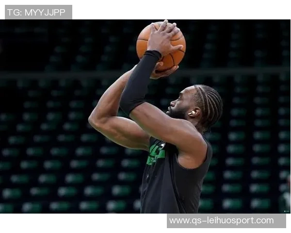 布朗称赞马祖拉执教风格独特认为球队当前需要这种疯狂的能量